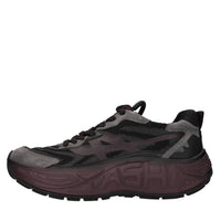 Sneakers in camoscio e tessuto 