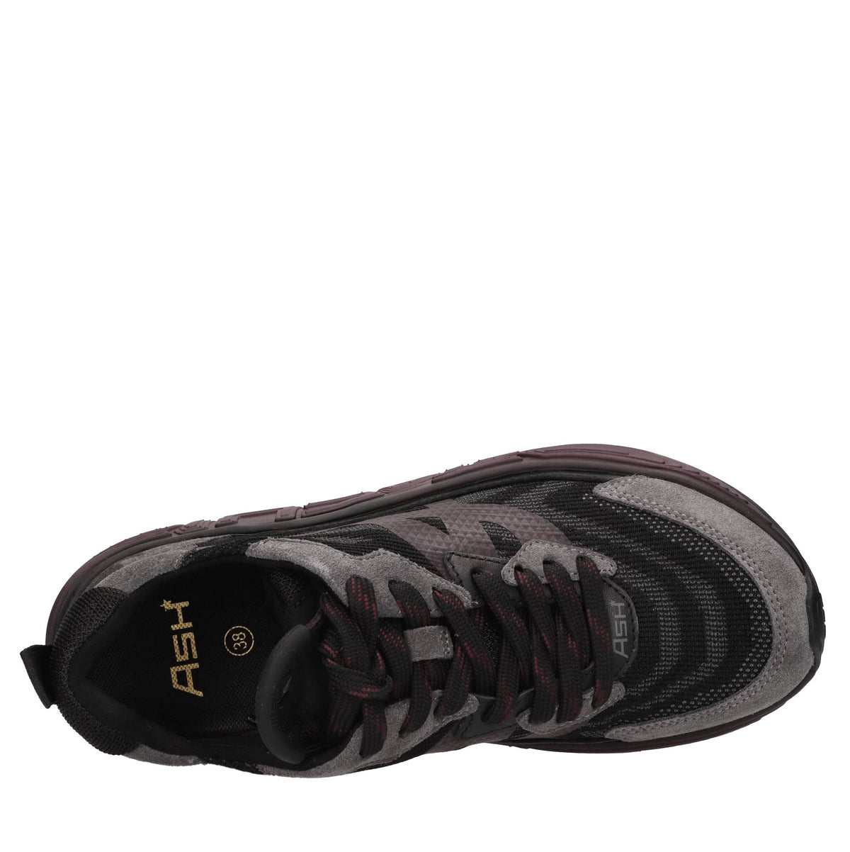 Sneakers in camoscio e tessuto 