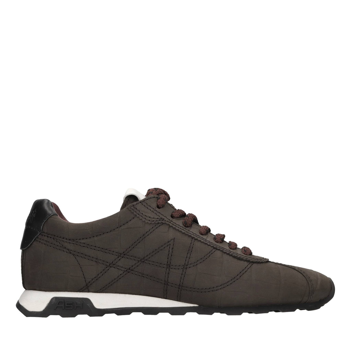Sneakers in nabuk 