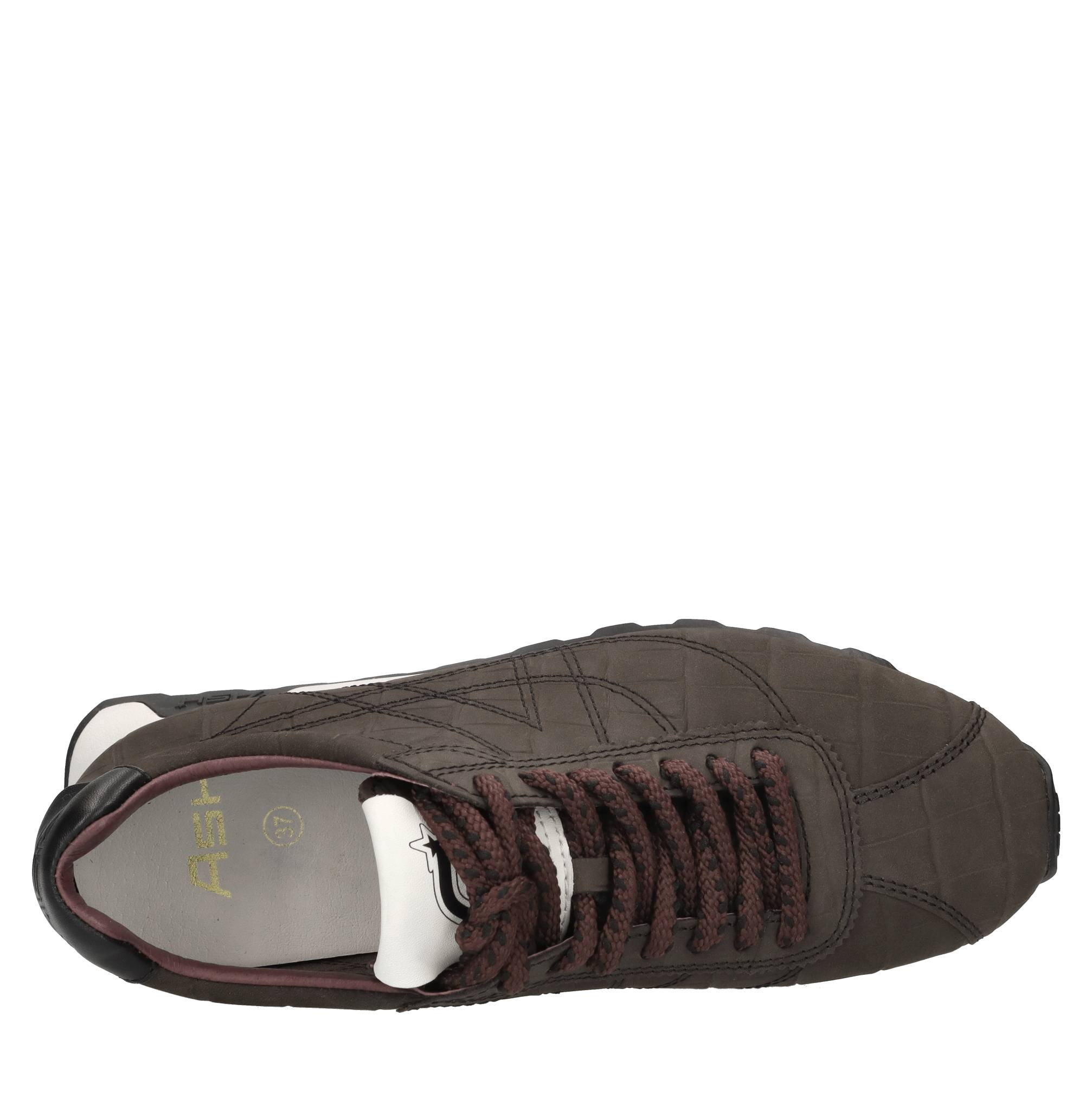 Sneakers in nabuk 
