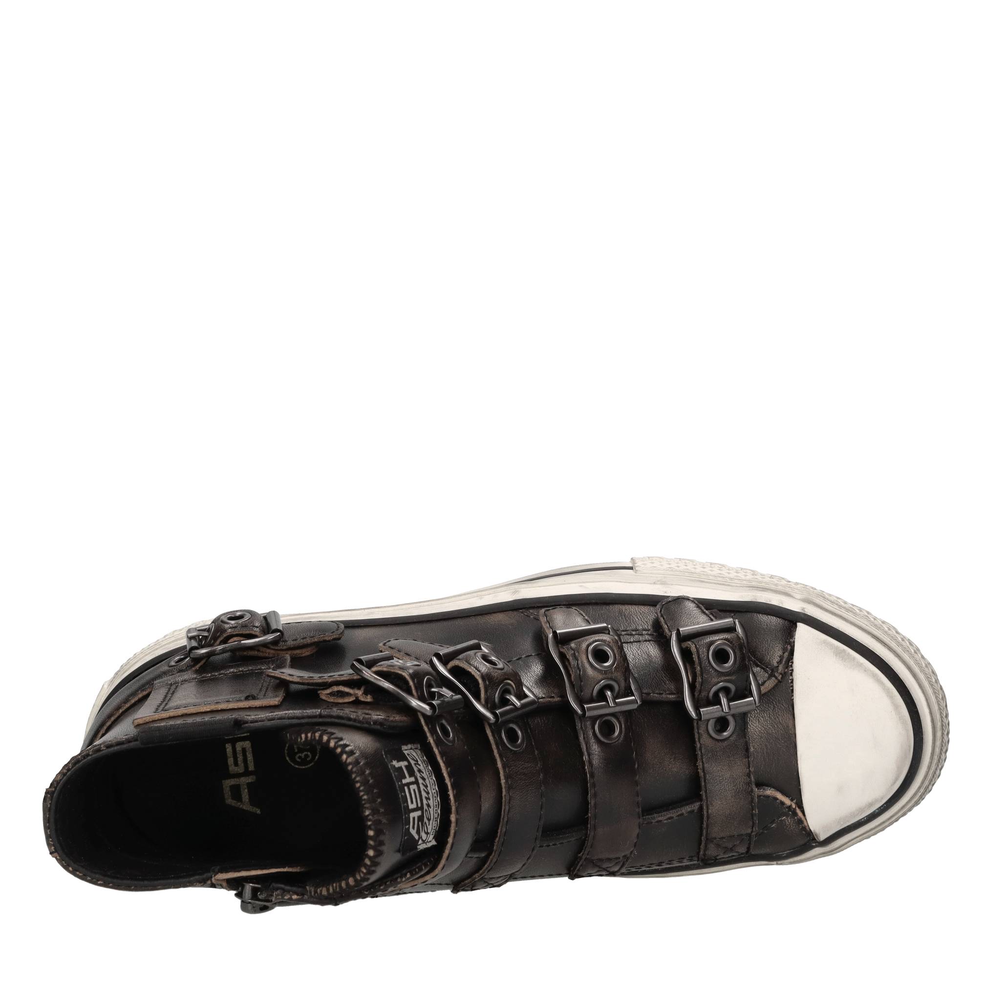Sneakers in pelle 