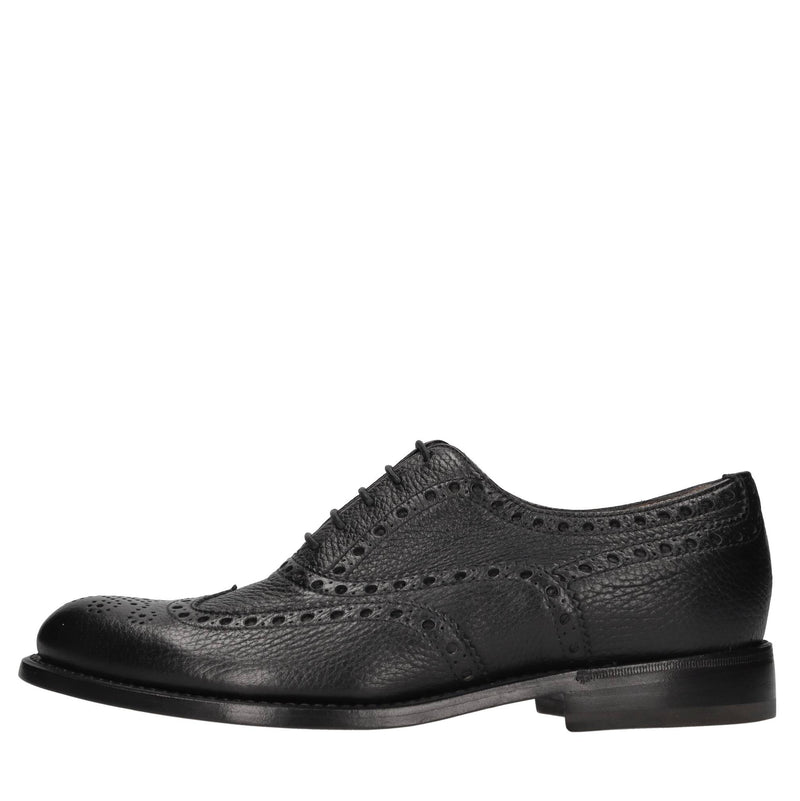 Stringate in pelle 