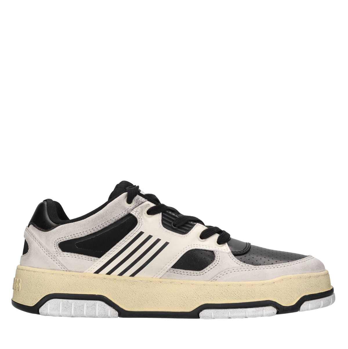 Sneakers in pelle,ecopelle e tessuto 