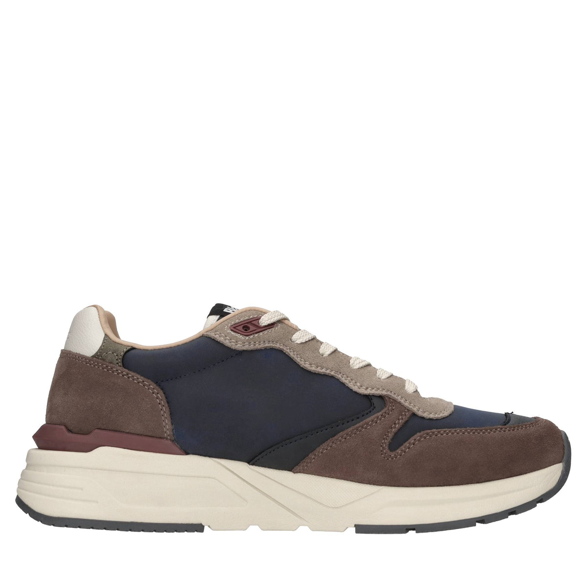 Sneakers in camoscio ed ecopelle 