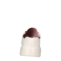 Sneakers in pelle e velluto 