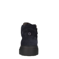 Sneakers in camoscio 