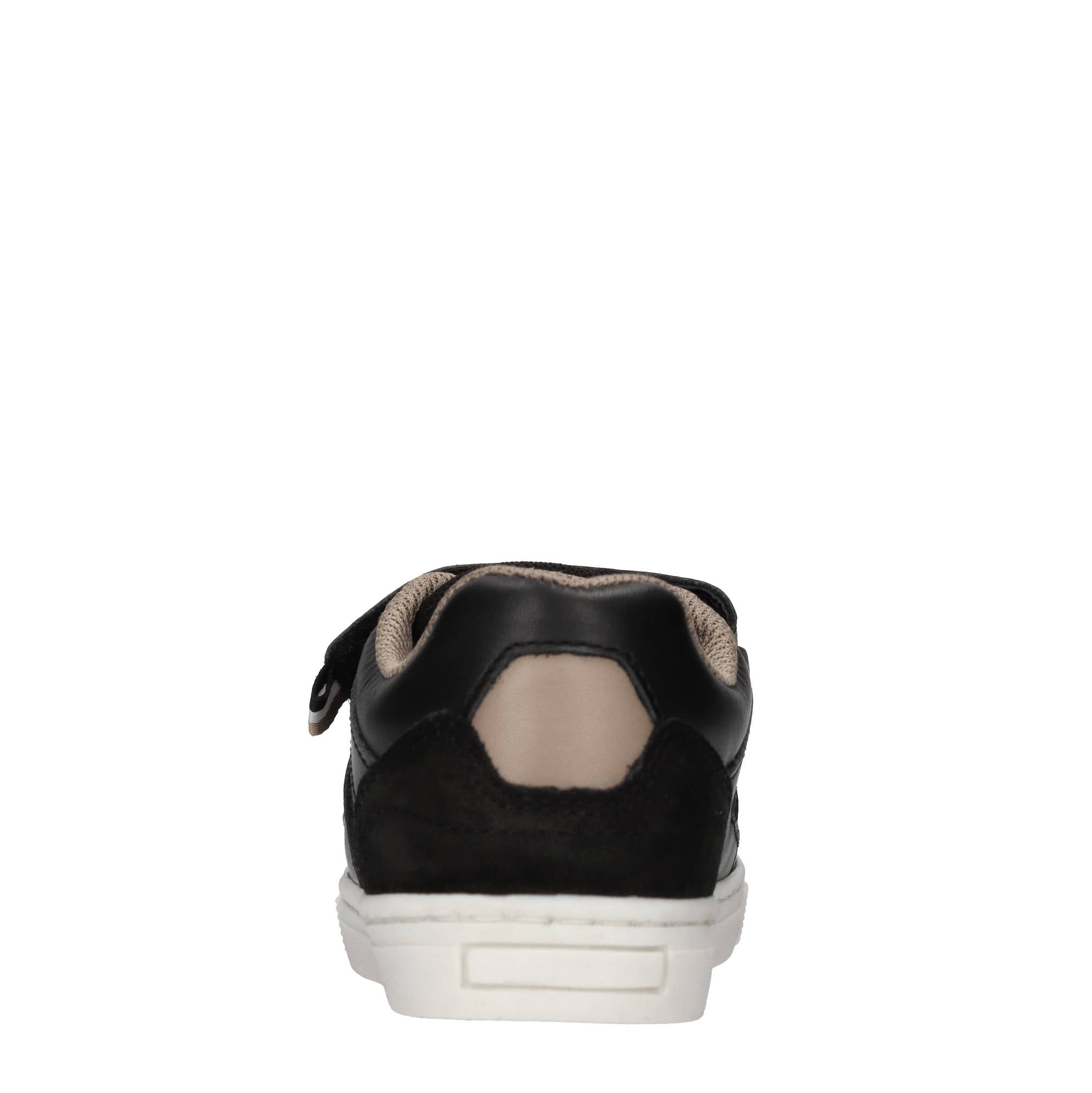 Sneakers in pelle 