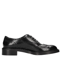 Stringate in pelle 