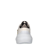 Sneakers in pelle 