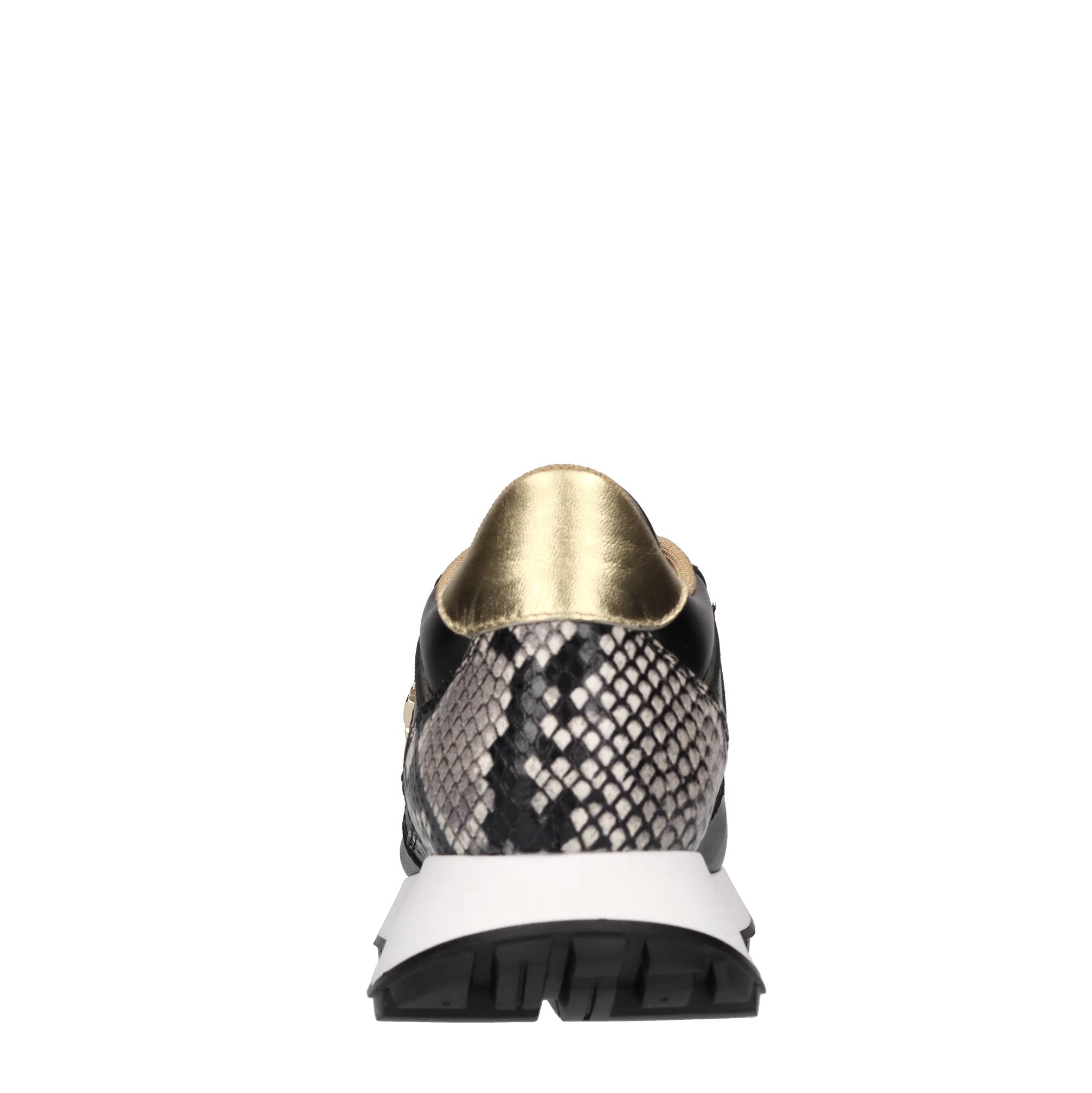 Sneakers in pelle 