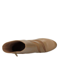 Tronchetti in pelle e camoscio 