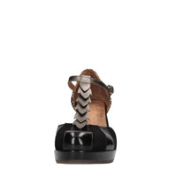 Décolleté in pelle e camoscio 