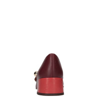 Décolleté in pelle 