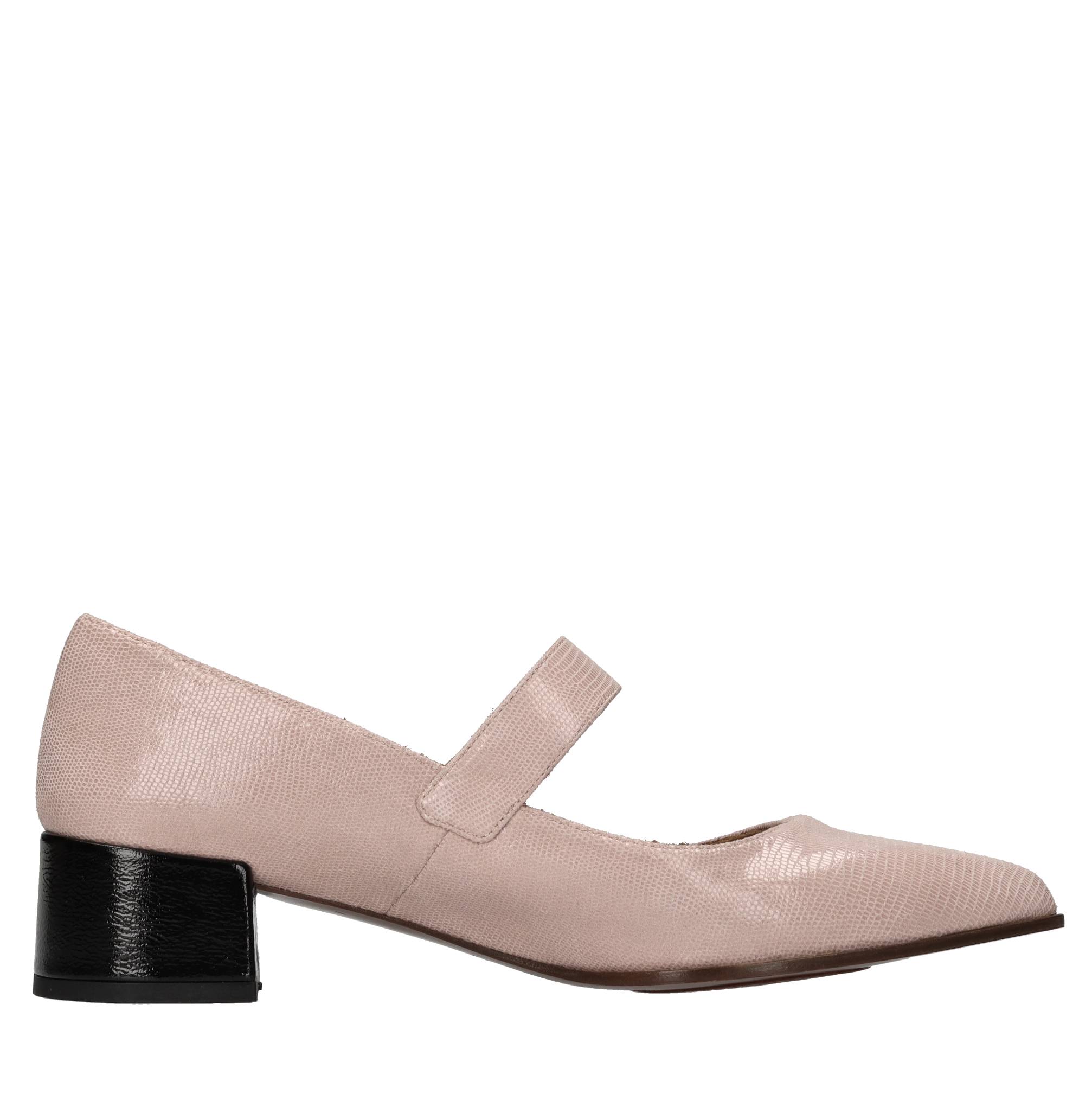 Décolleté modello JAKAR in pelle 