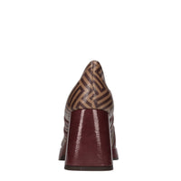 Décolleté in pelle 