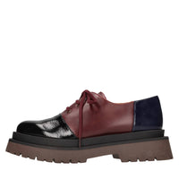 Stringate in pelle 