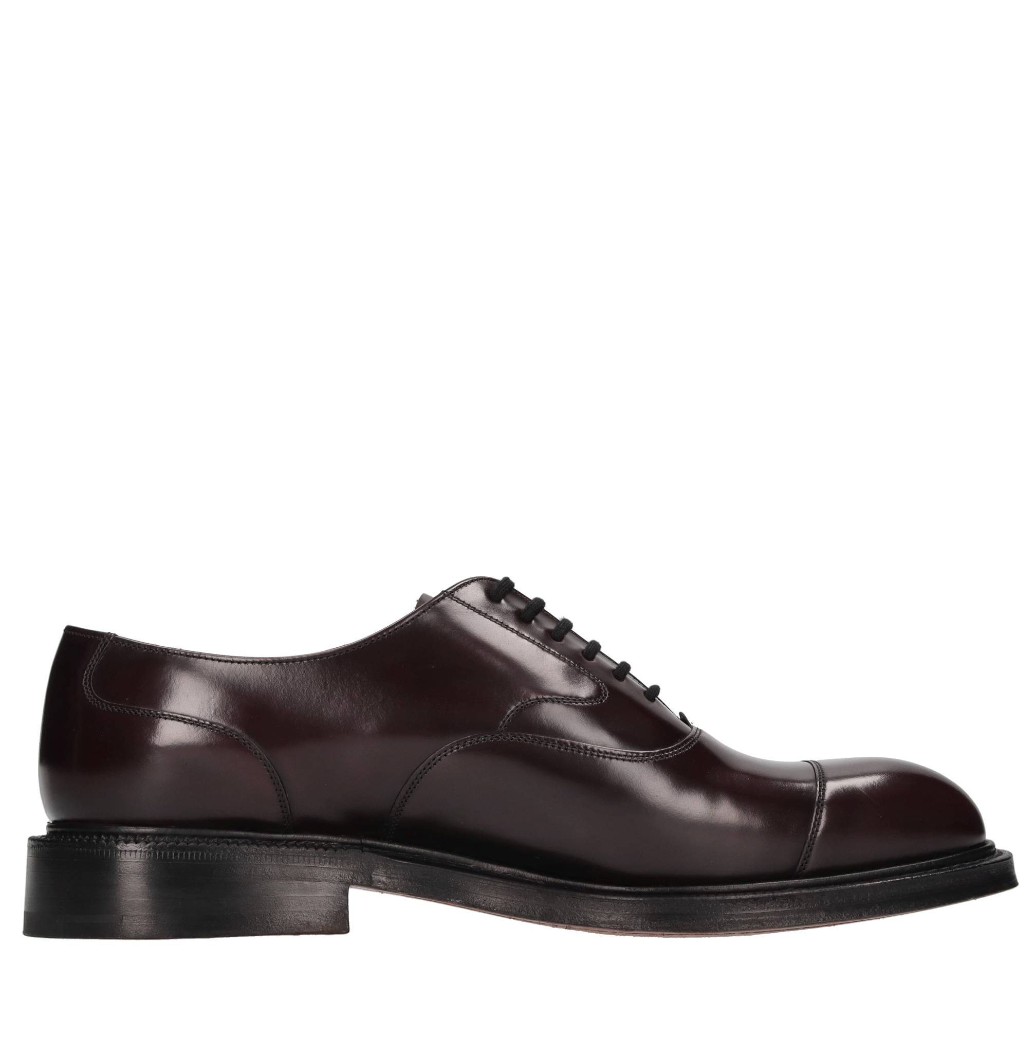 Stringate in pelle 