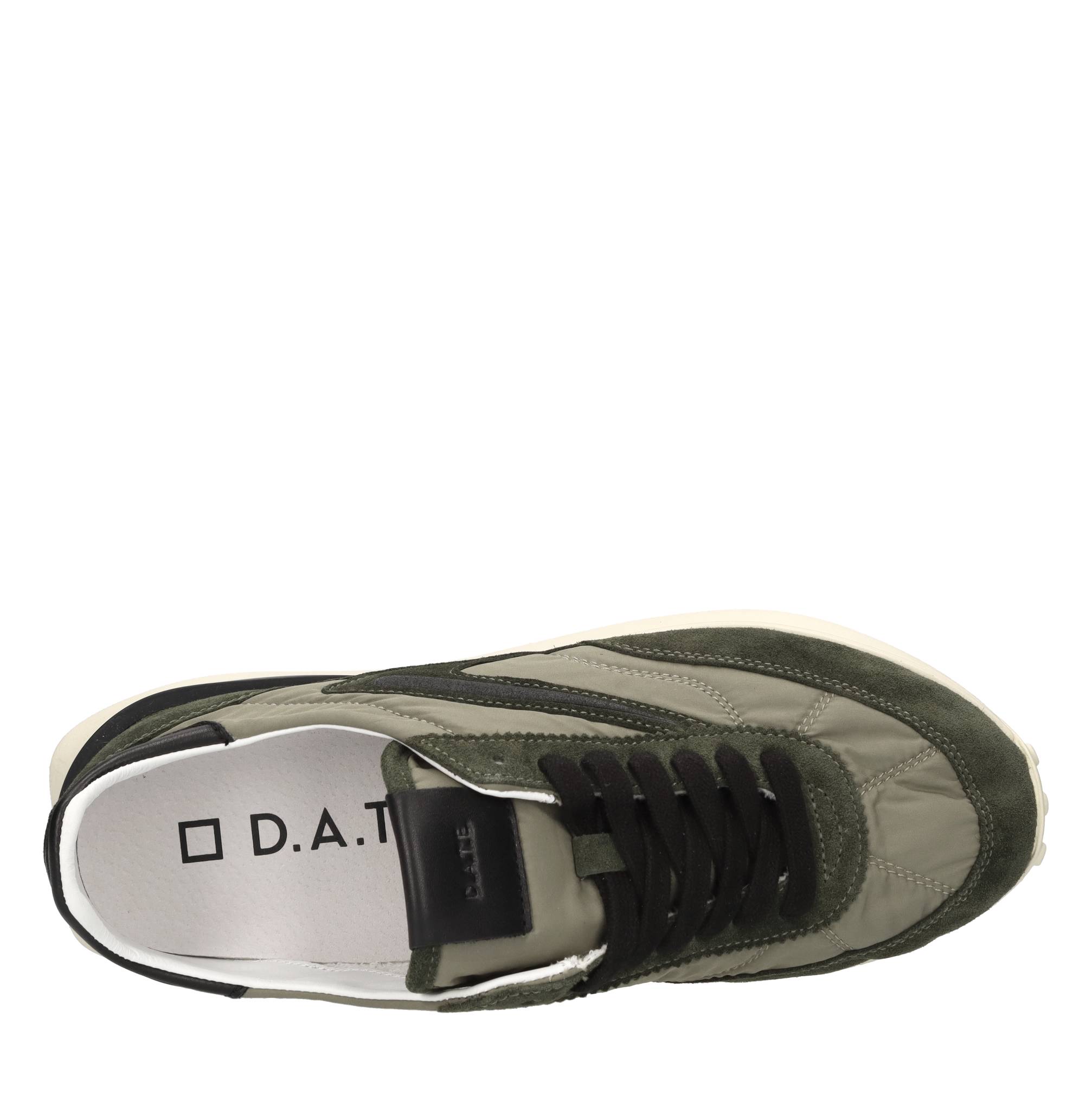 Sneakers in camoscio e tessuto 