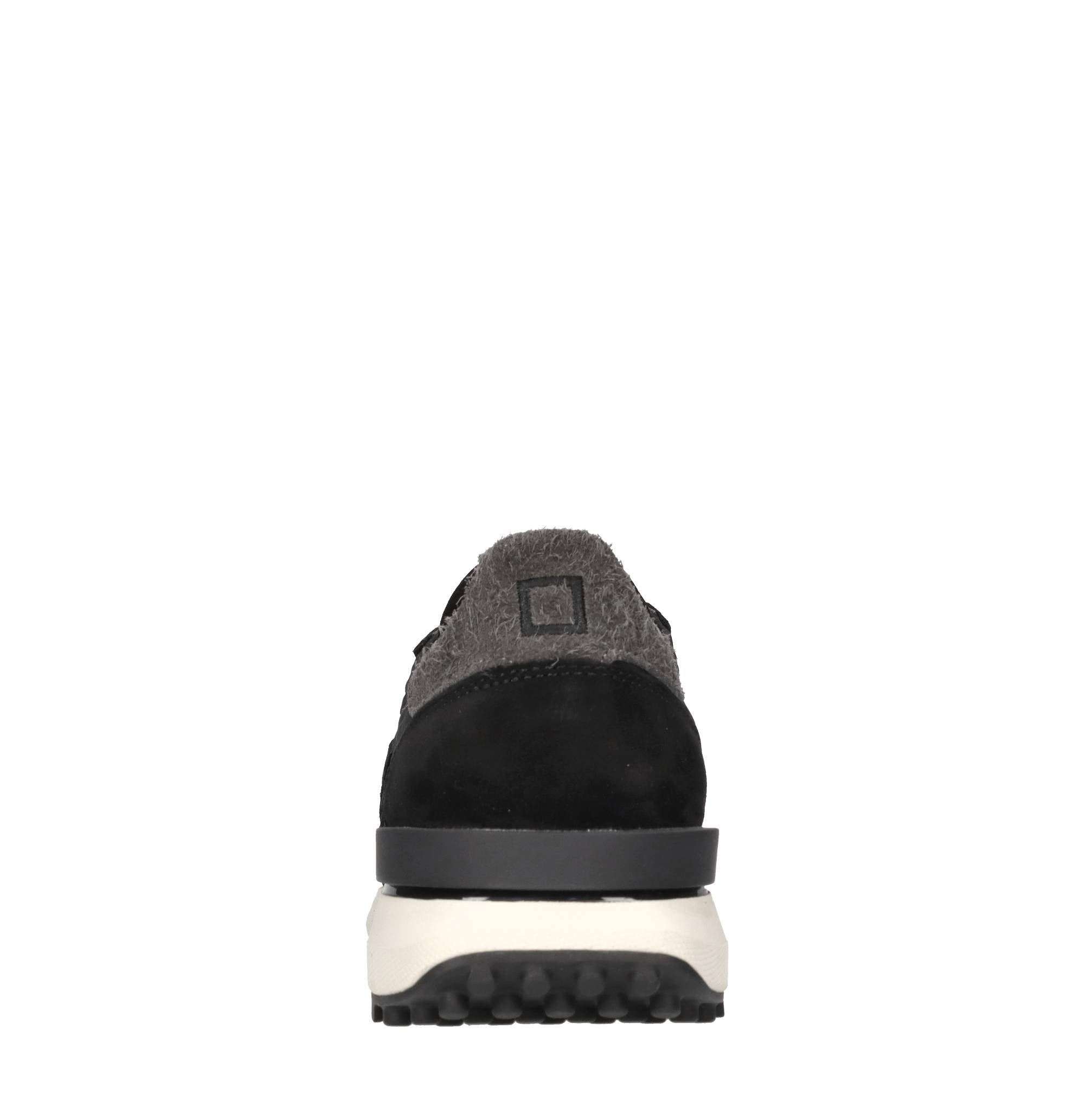 Sneakers in camoscio e tessuto 