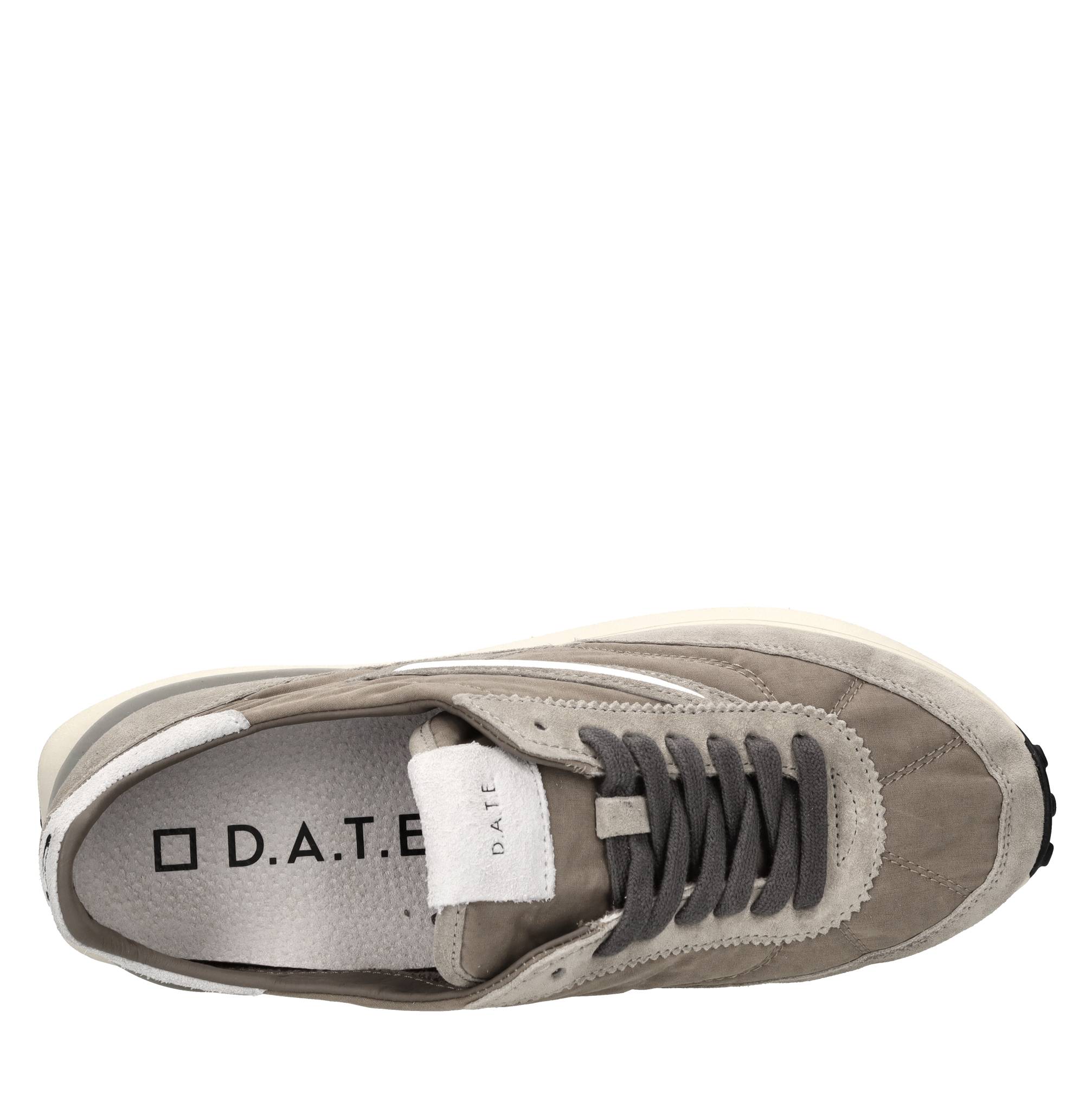Sneakers in camoscio e tessuto 