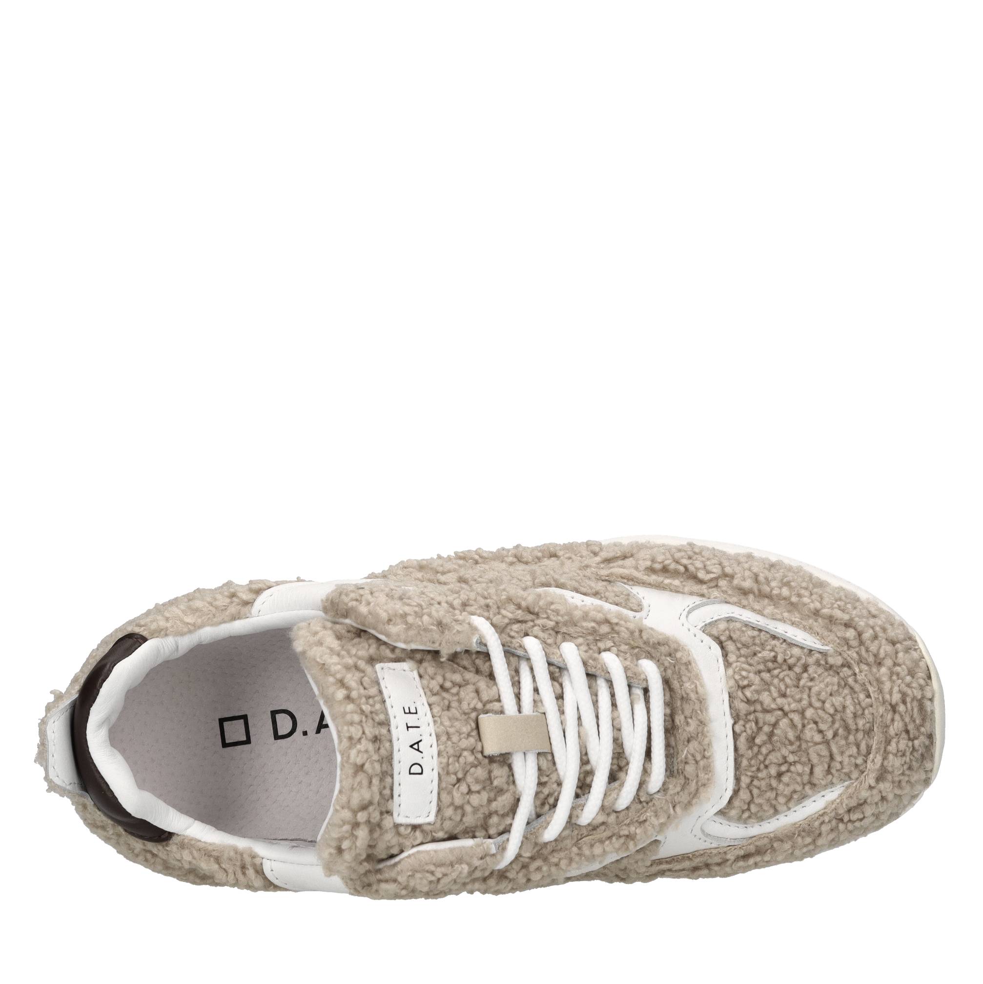 Sneakers in pelle ed ecopelliccia 
