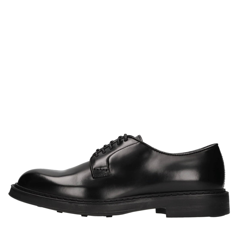 Stringate in pelle 