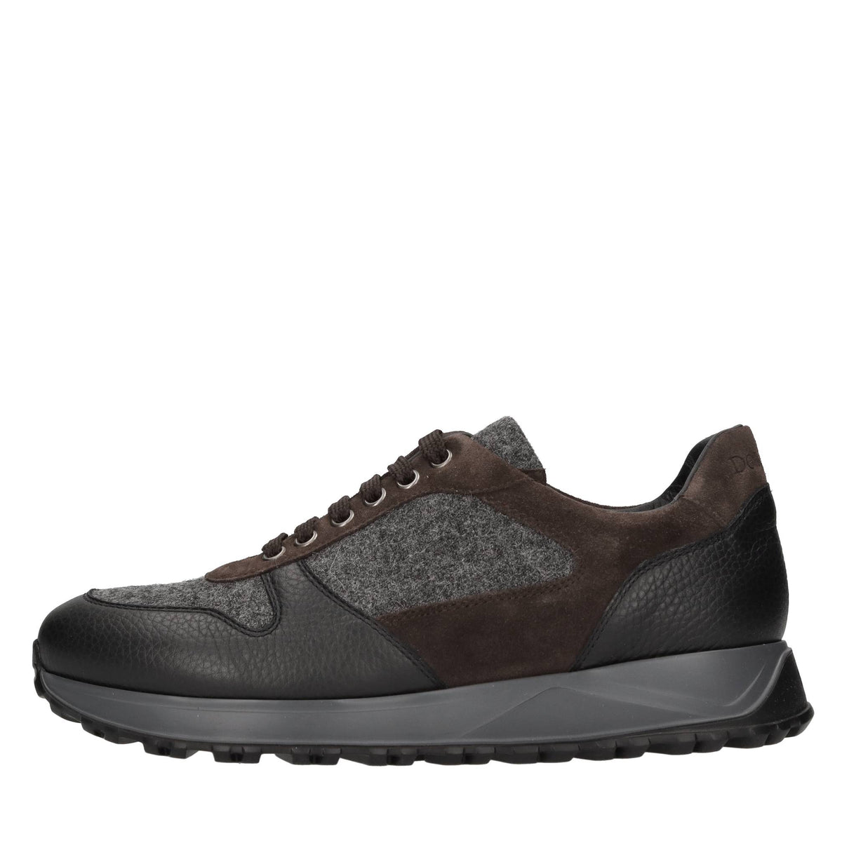 Sneakers in pelle, camoscio e tessuto 