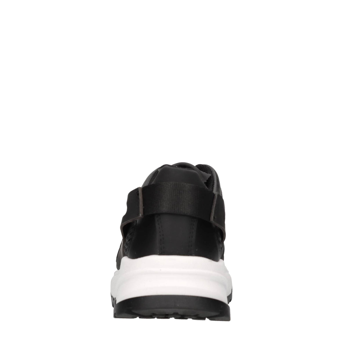 Sneakers in pelle e tessuto 