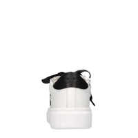 Sneakers in pelle 
