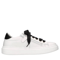 Sneakers in pelle 
