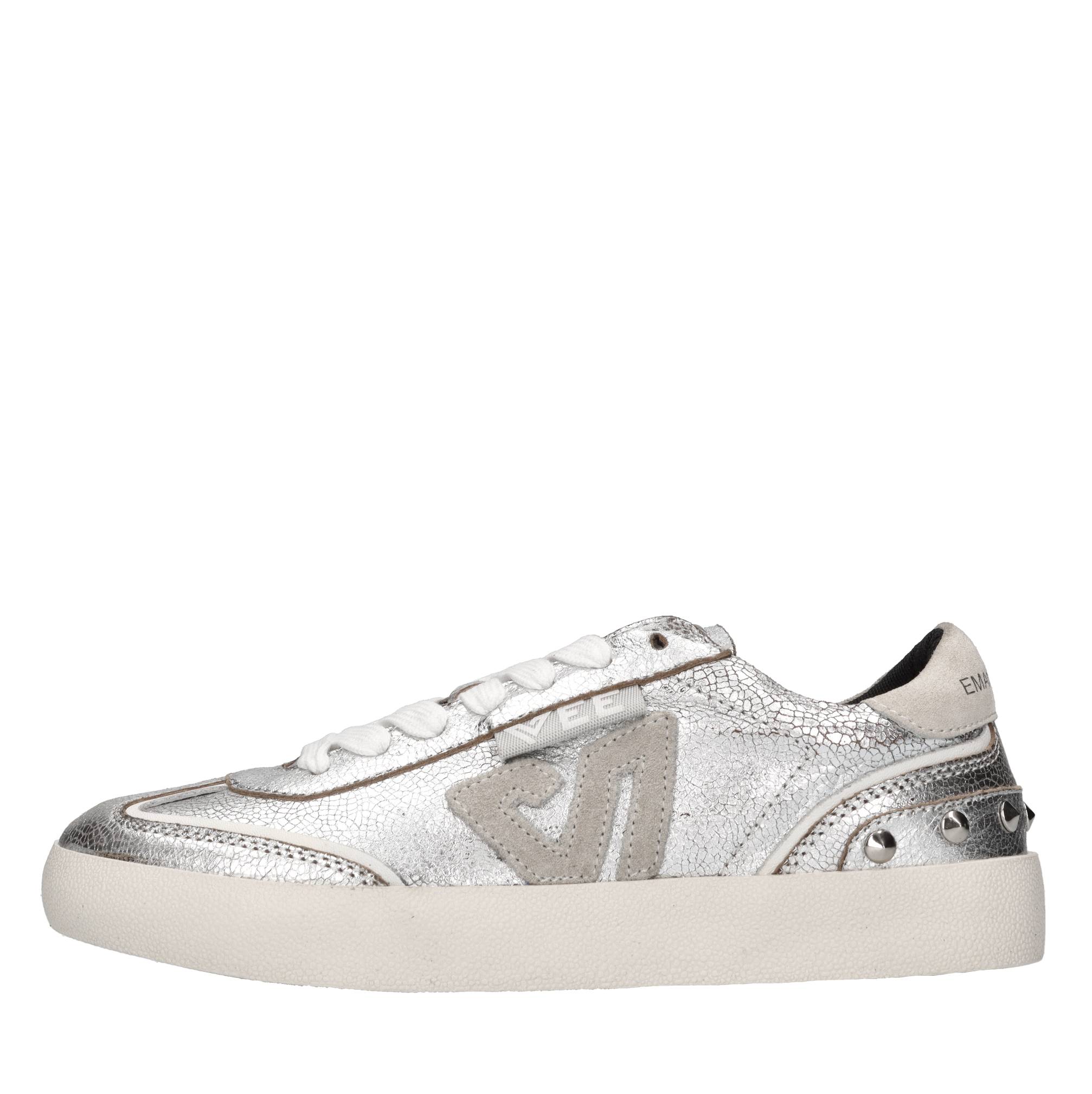 Sneakers in pelle 