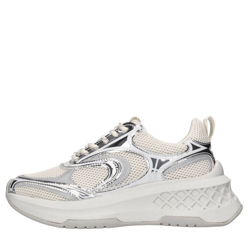Sneakers in pelle e tessuto 