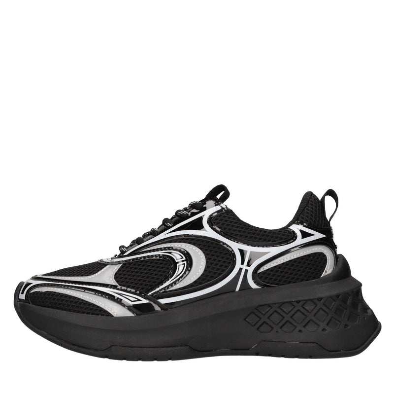 Sneakers in pelle e tessuto 