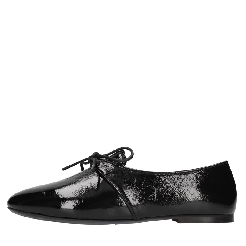 Stringate in pelle 
