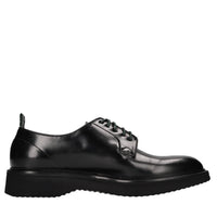 Stringate in pelle 