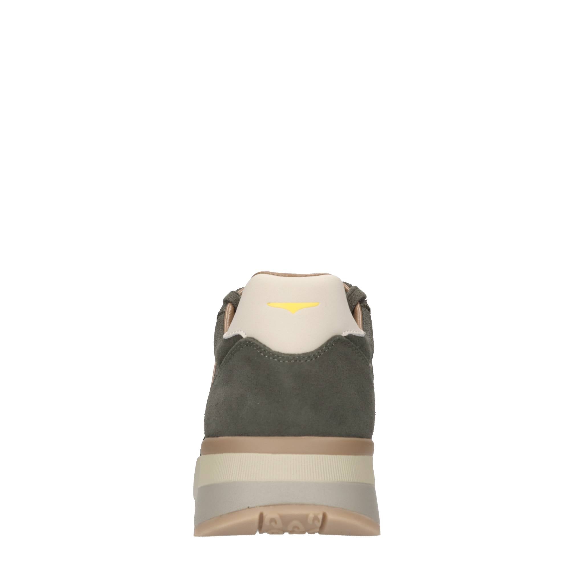Sneakers in camoscio 