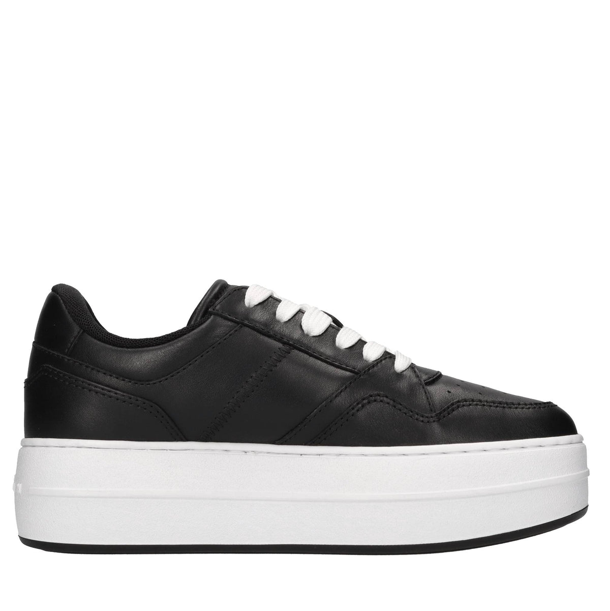 Sneakers in pelle 