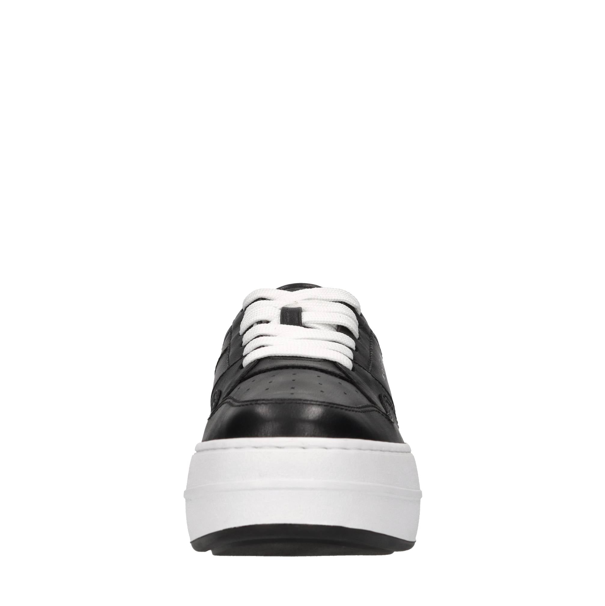 Sneakers in pelle 