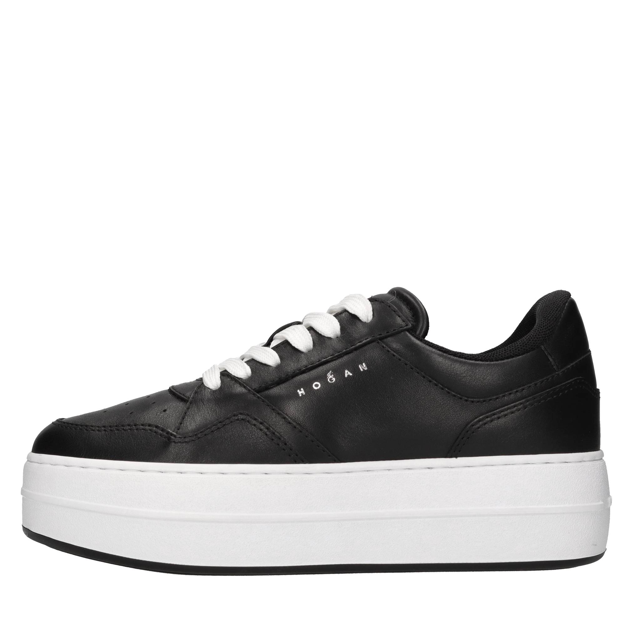 Sneakers in pelle 