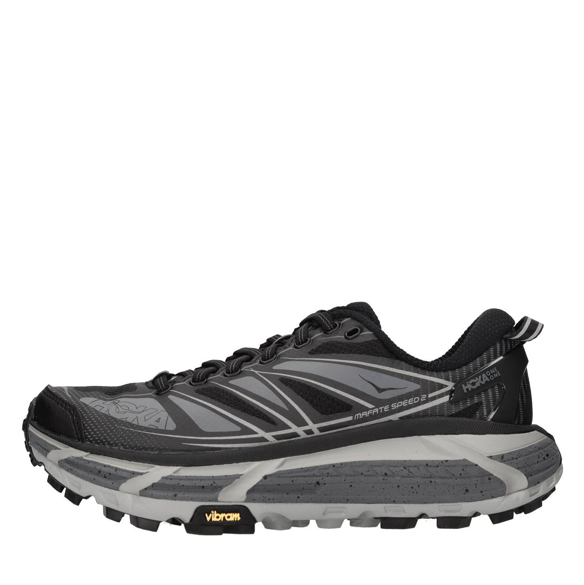 Sneakers in tessuto e altre materie 