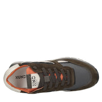 Sneakers in pelle, camoscio e tessuto 