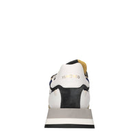 Sneakers in pelle, camoscio e tessuto 