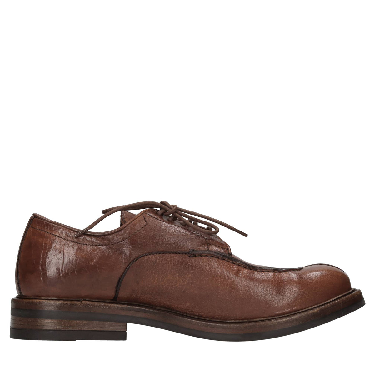 Stringate in pelle 