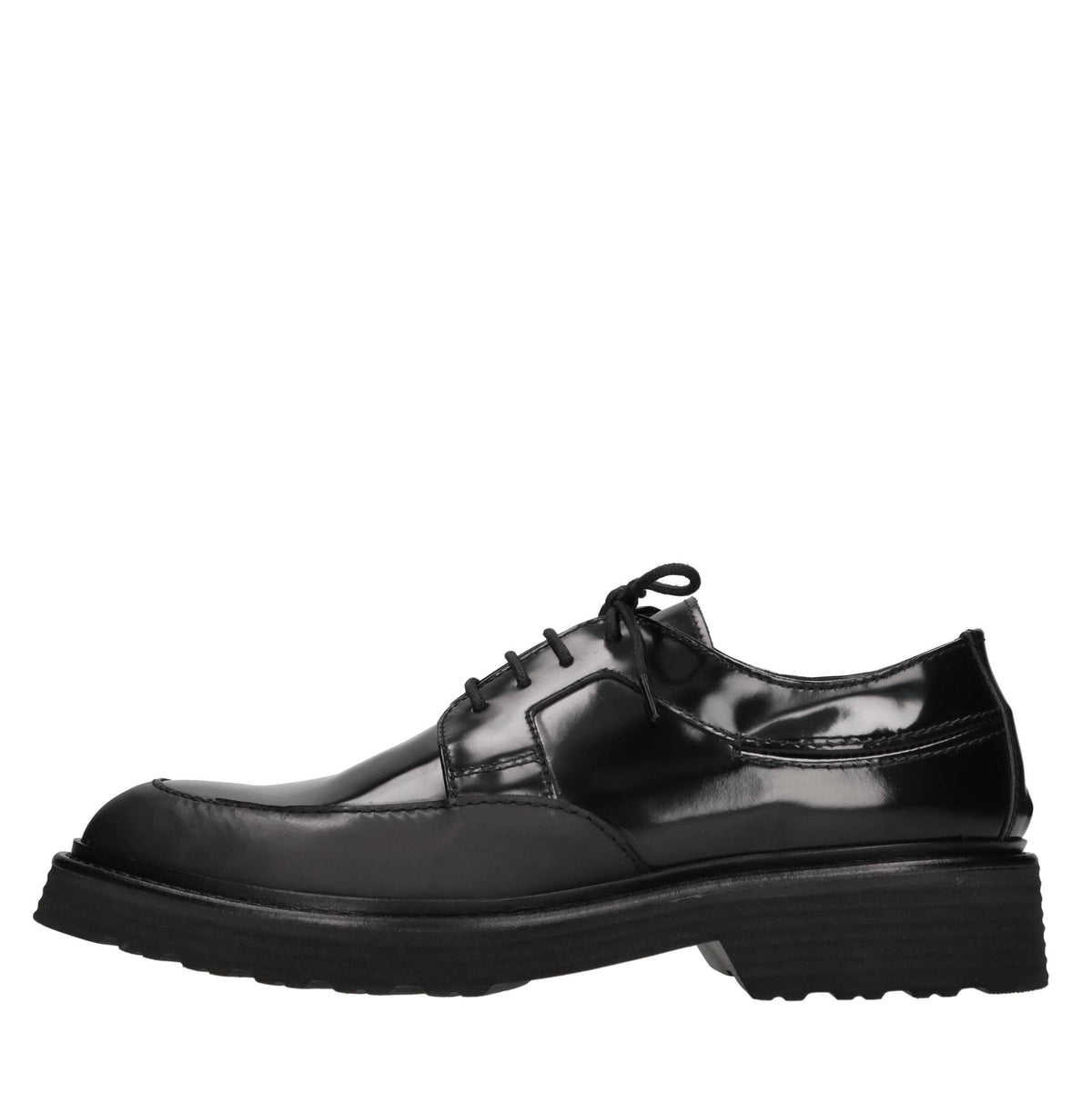 Stringate in pelle 