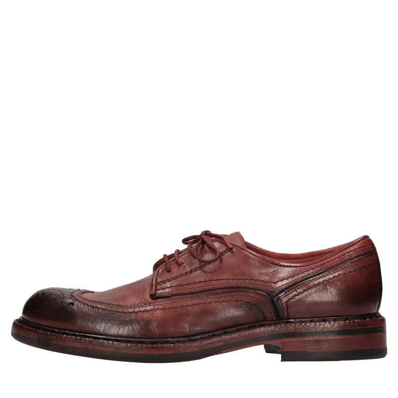 Stringate in pelle 
