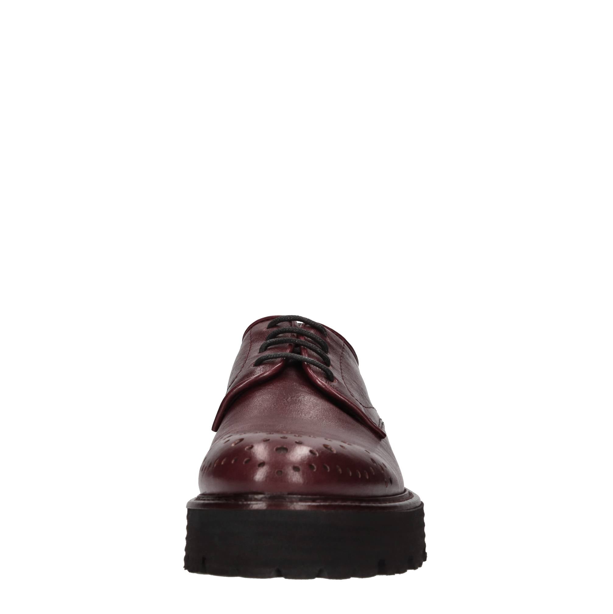 Stringate in pelle 