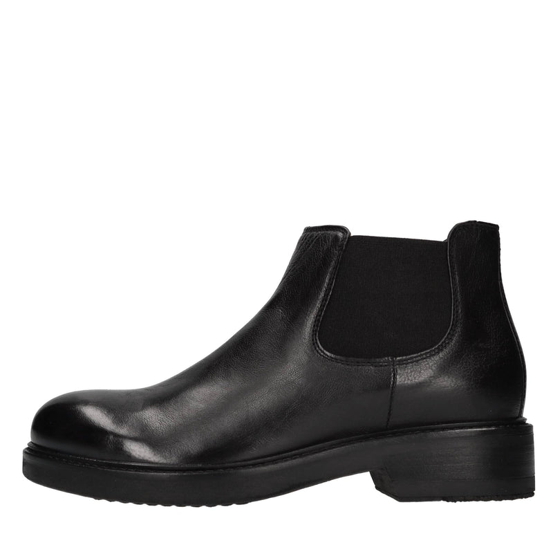 Stivaletti beatles  in pelle 