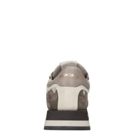 Sneakers in camoscio pelle e tessuto 