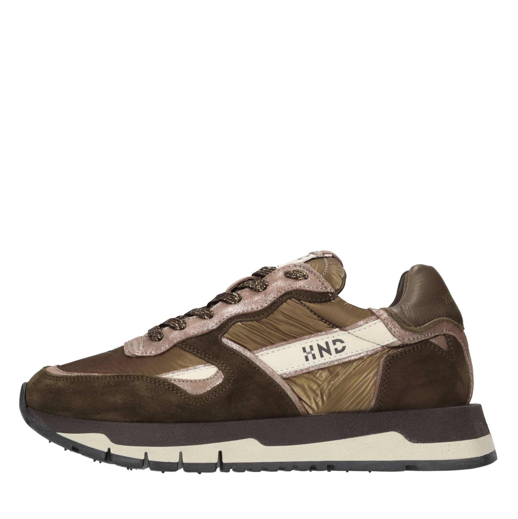 Sneakers in camoscio pelle e tessuto 