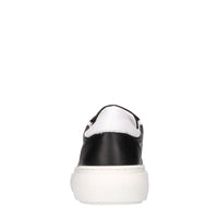 Sneakers in pelle 